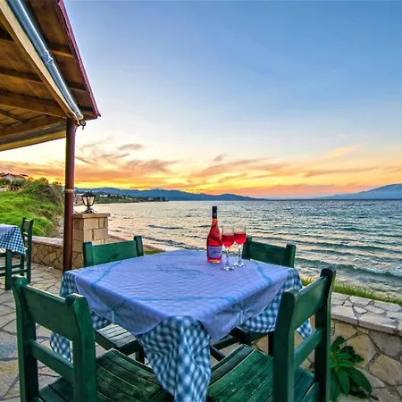Apartment Psarou Amoudi