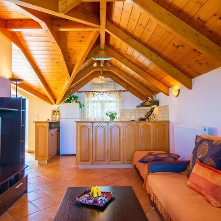 Apartment Psarou