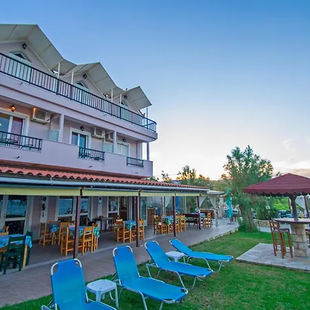 Apartment Psarou Amoudi