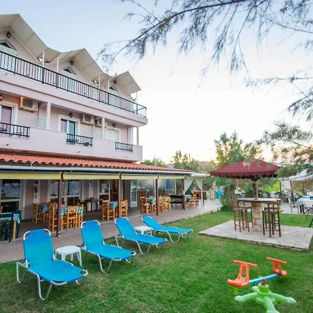 Psarou Apartment *