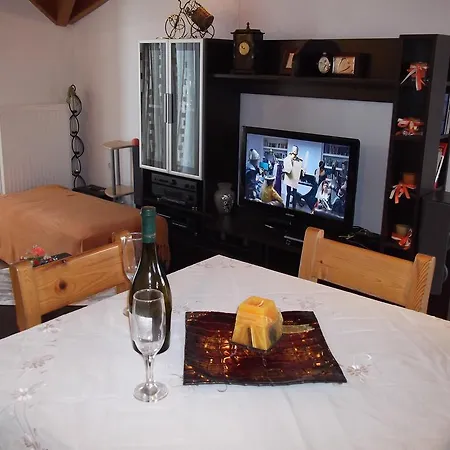 Apartment Psarou *