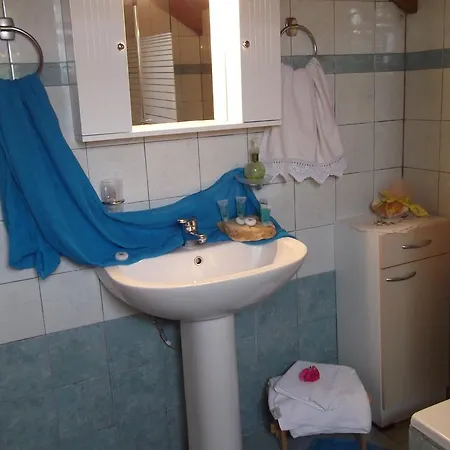 Psarou Apartment Amoudi