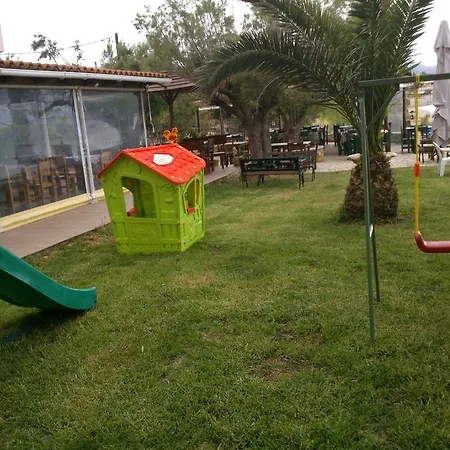 Psarou Apartment *